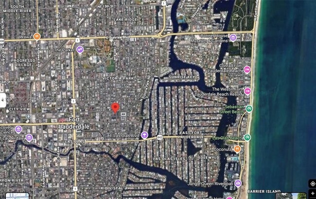 Building Photo - 115 NE 14th Ave