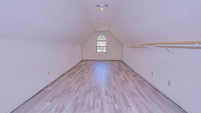 Building Photo - 17106 Bobcat Trail
