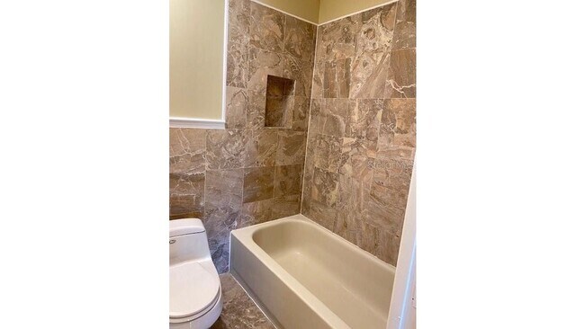 Building Photo - 167 Woodette Dr