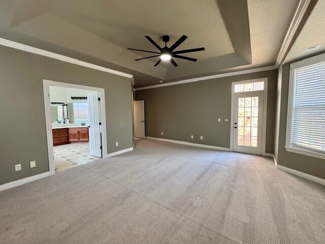 Building Photo - 601 Auburn St