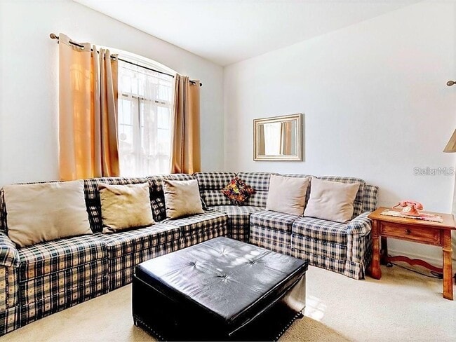 Building Photo - 153 Vizcay Way