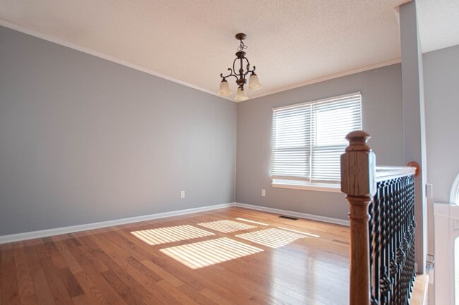 Building Photo - Pet Friendly Four Bedroom with Basement!