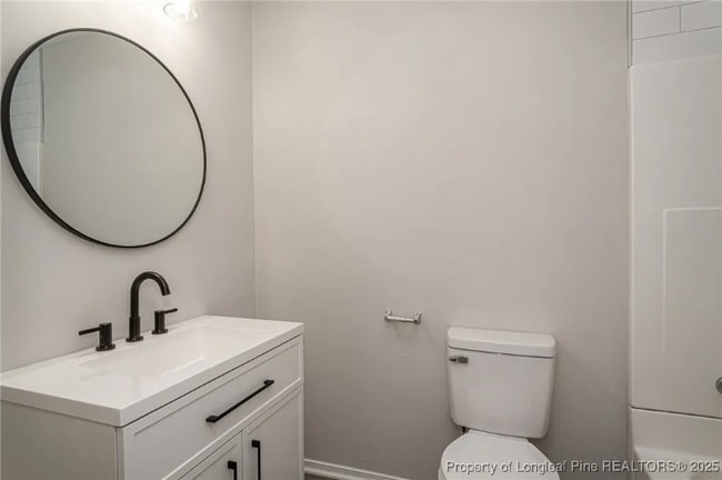 Building Photo - 675 Wiltshire Rd