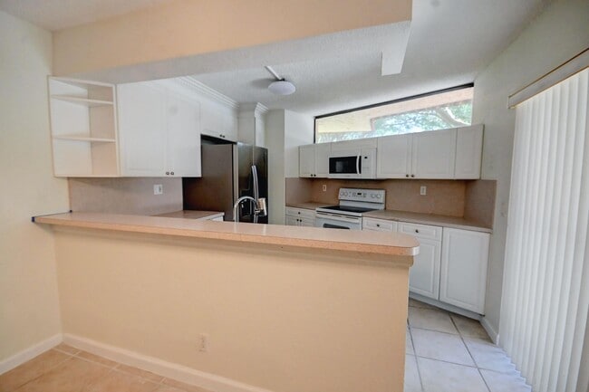 Building Photo - 8225 Severn Dr