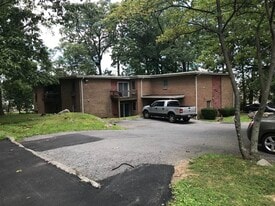Semi-wooded Lot - 200 N Halstead St