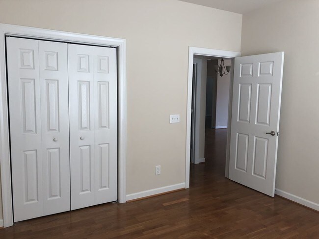 Building Photo - 4613 Thorn Leaf Court