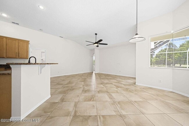 Building Photo - 816 Autumn Glen Dr