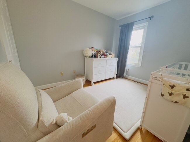 Building Photo - 3832 Charles Ave