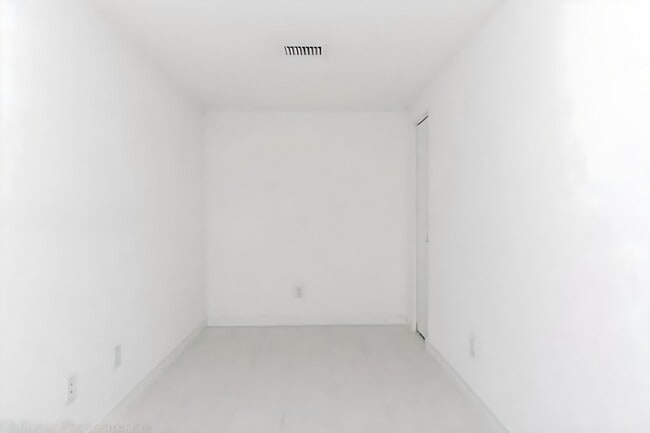 Building Photo - 4250 Biscayne Blvd