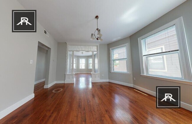 Building Photo - 3 bedroom in Cambridge MA 02139