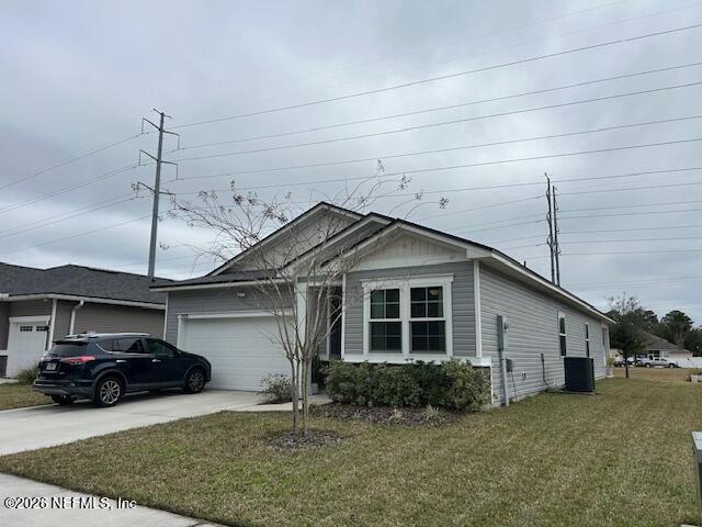 Building Photo - 2905 Farmall Dr