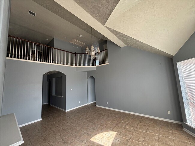 Building Photo - 12823 Dadebrook Ct