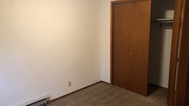 Building Photo - 1255 NW Davis Way