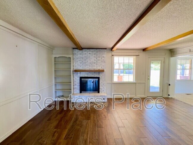 Building Photo - 6310 S 72nd E Pl