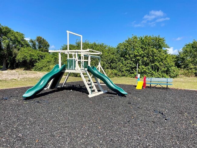 Building Photo - 10 N Crossings Cir