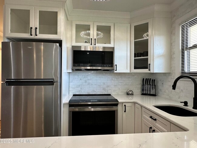 Building Photo - 98 Wharfside Dr