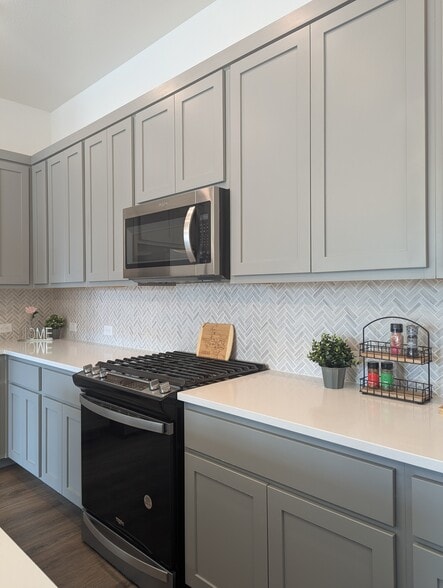 Kitchen - 2257 Adena Springs Dr