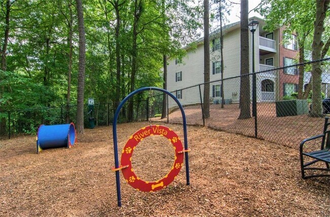 Building Photo - 9200 Roberts Dr