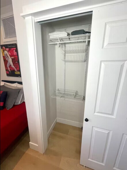 Building Photo - 1218 Soulard St