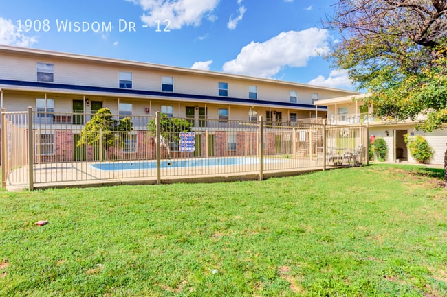 Building Photo - 1908 Wisdom Dr