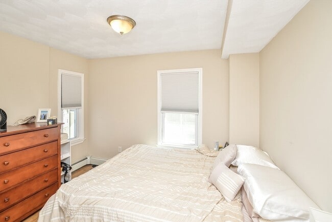 Building Photo - 88 Pearl St