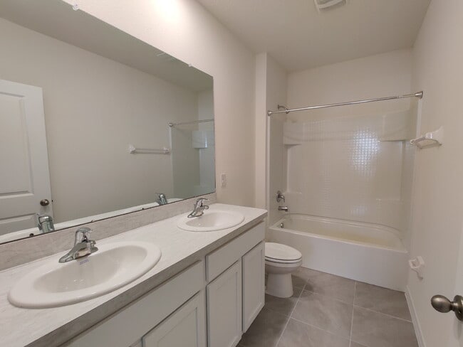 Building Photo - 10515 Penny Gale Loop