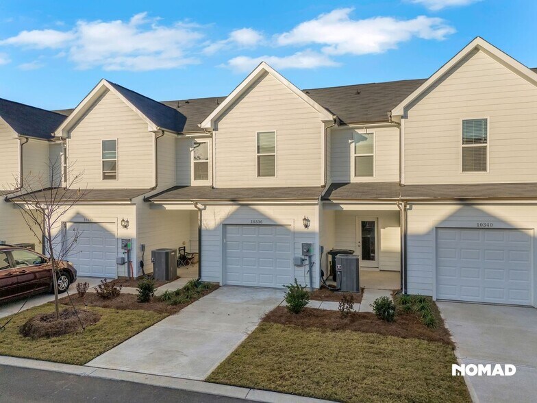 Building Photo - 10336 Guardian Dr