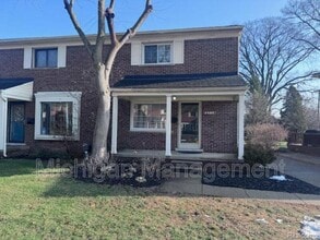 Building Photo - 2714 Glenview Ave