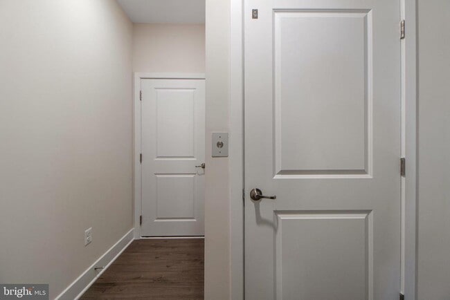 Building Photo - 7960 -B Potter Pl