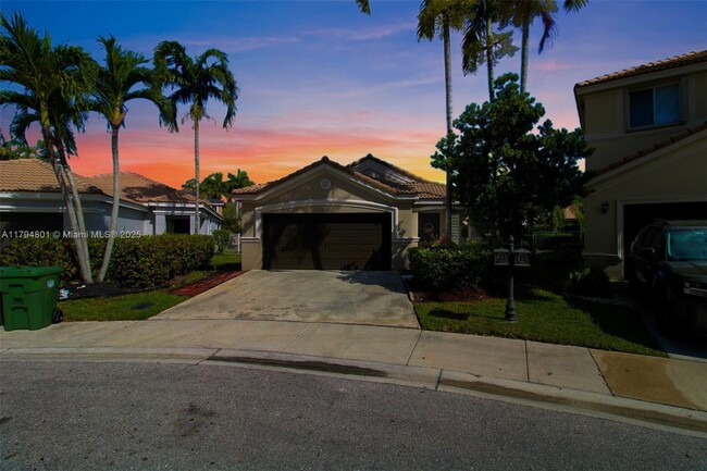 Building Photo - 1025 Bamboo Ln