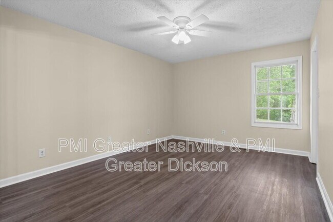 Building Photo - 4131B Hwy 48 N