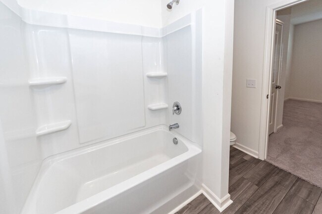 Building Photo - 713 Pisces Ln