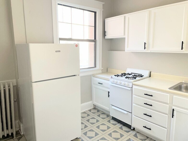 Building Photo - 1715 P St NW