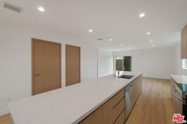 Building Photo - 5530 1/2 Sunnyslope Avenue, Los Angeles, C...