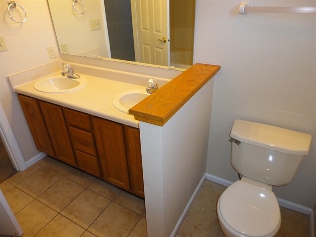 Building Photo - 7215 Kidwell Dr