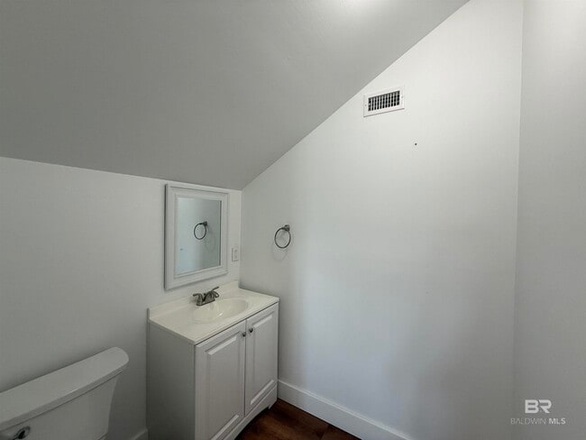 Building Photo - 10391 Emmanuel St