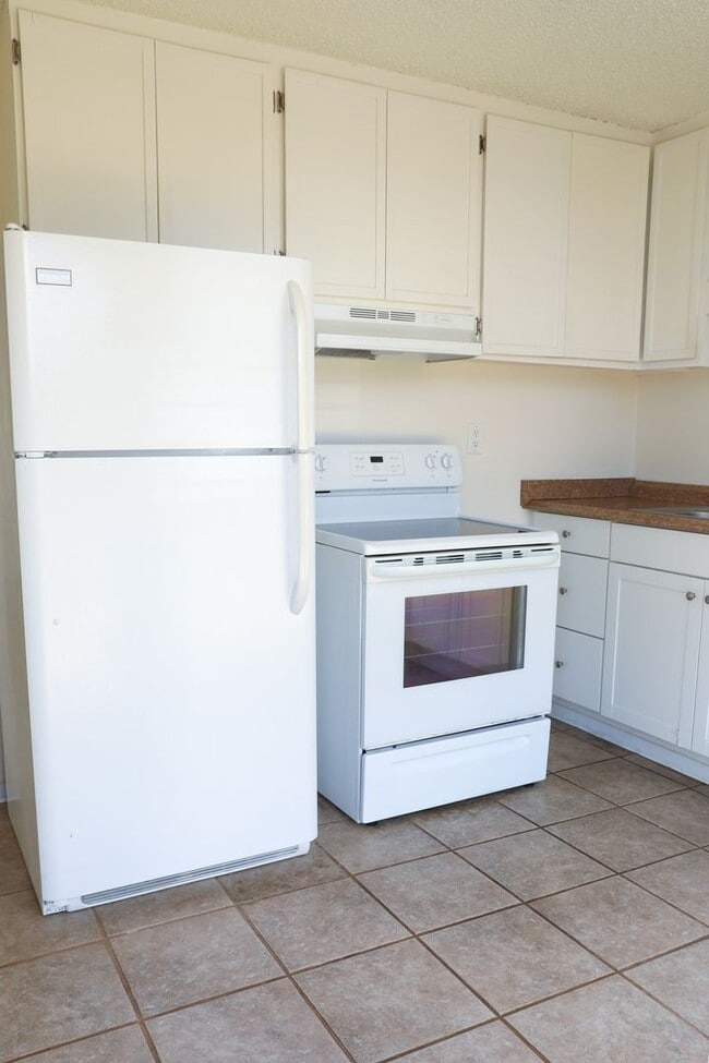 Building Photo - 936 Lehua Ave