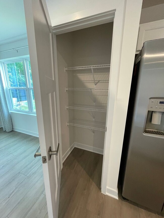 Building Photo - Brand  New!!!! 3 bedroom Townhome 2.5 Bath near Furman University !!!