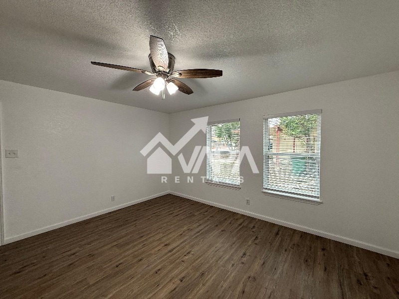 Building Photo - 174 Daytona Dr