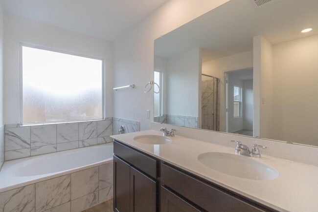 Building Photo - 309 Canley Lp