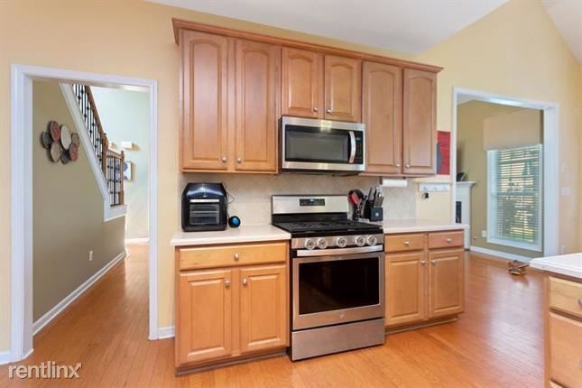 Building Photo - 4 br, 2 bath House - 554 Vintage Pointe Run