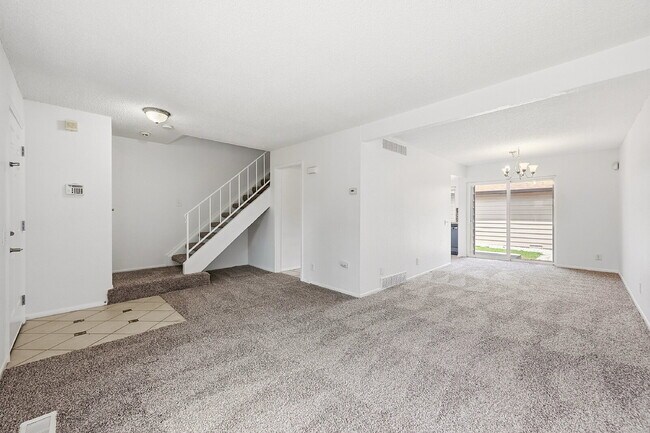 Building Photo - $2,240.95, 2-bed, 2-bath in Aurora with in Unit Laundry!