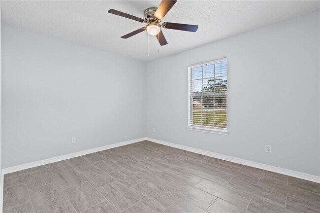 Building Photo - 1040 Smokerise Dr