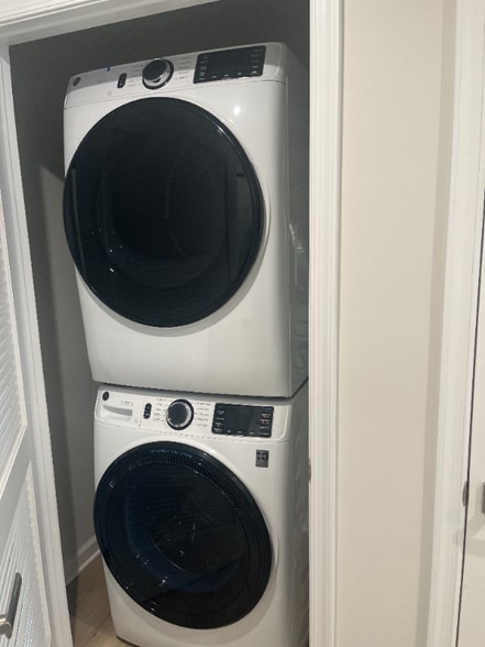 Building Photo - 532 Destination Way