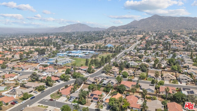 Building Photo - 25626 Vespucci Ave