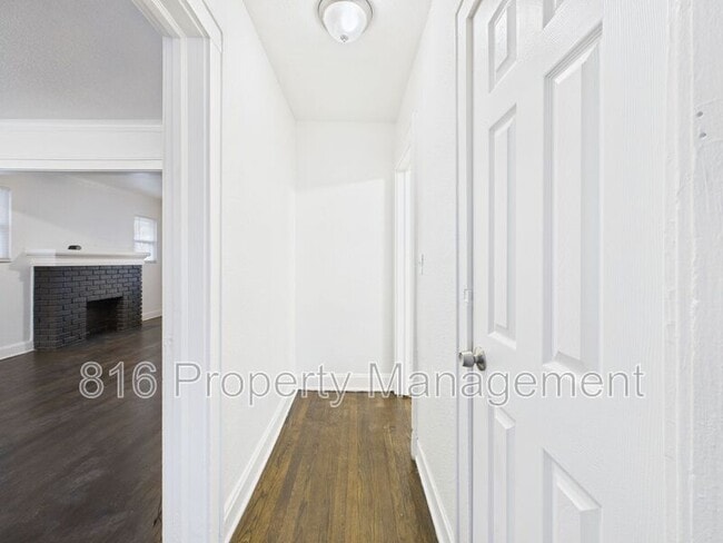 Building Photo - 5341 Brooklyn Ave