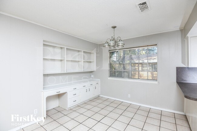 Building Photo - 1808 W Cedar Elm Dr