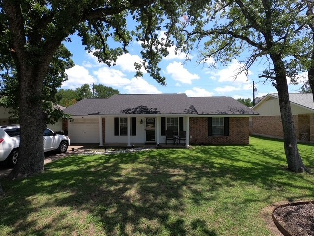 Primary Photo - 3105 Heatherwood Dr