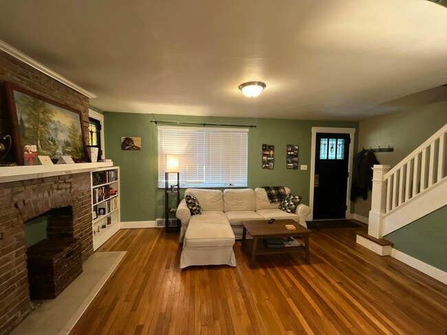 Building Photo - 4200 Geneva St