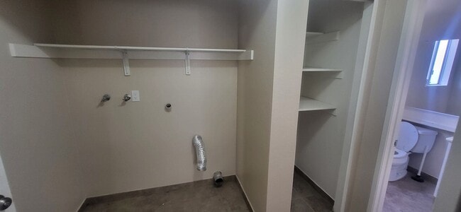 Building Photo - 11353 Red Hill Rd